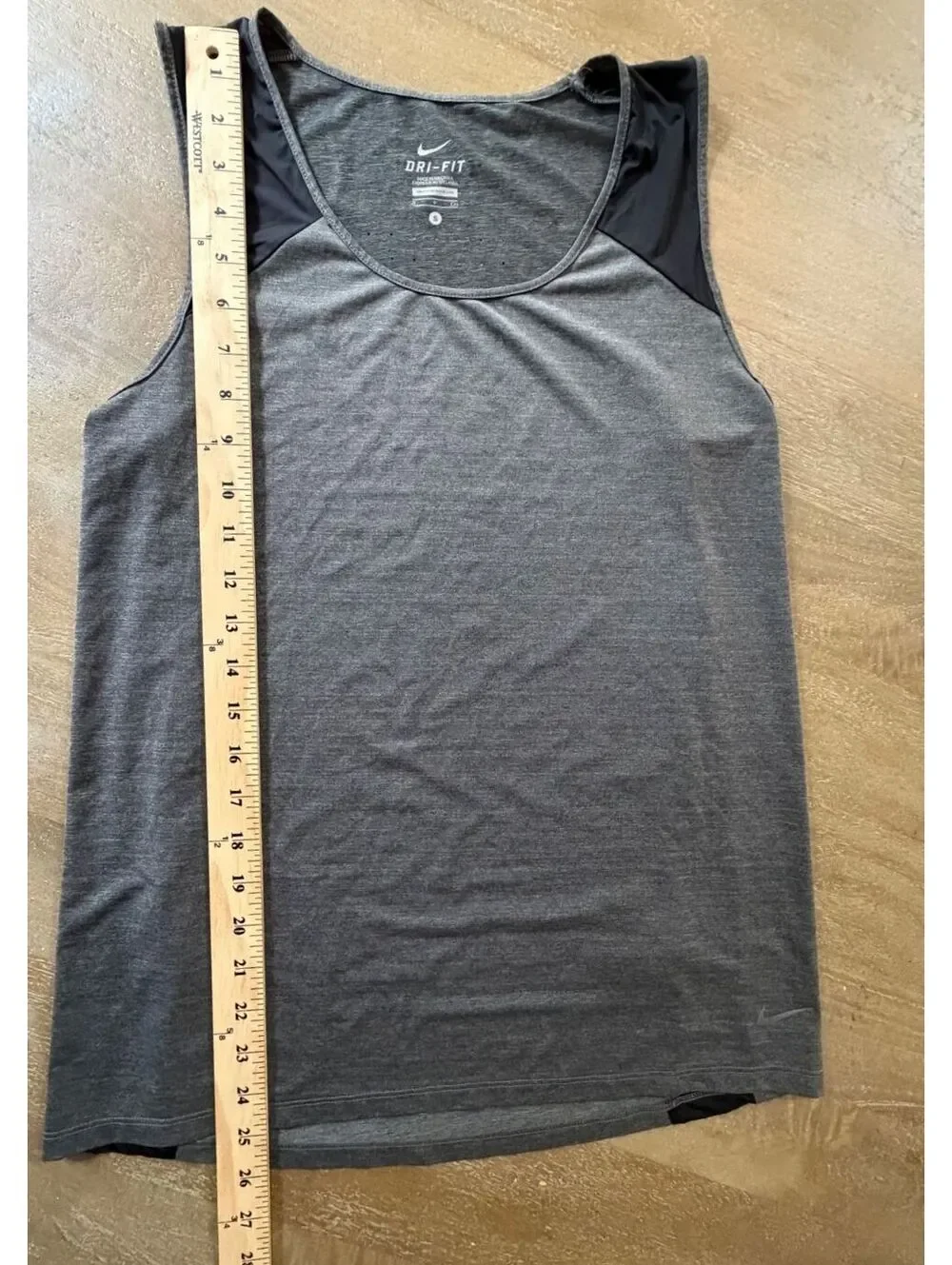 Nike Dri-FIT Athletic Tank Top Size Small Gray Black Zip Pockets Running Mesh